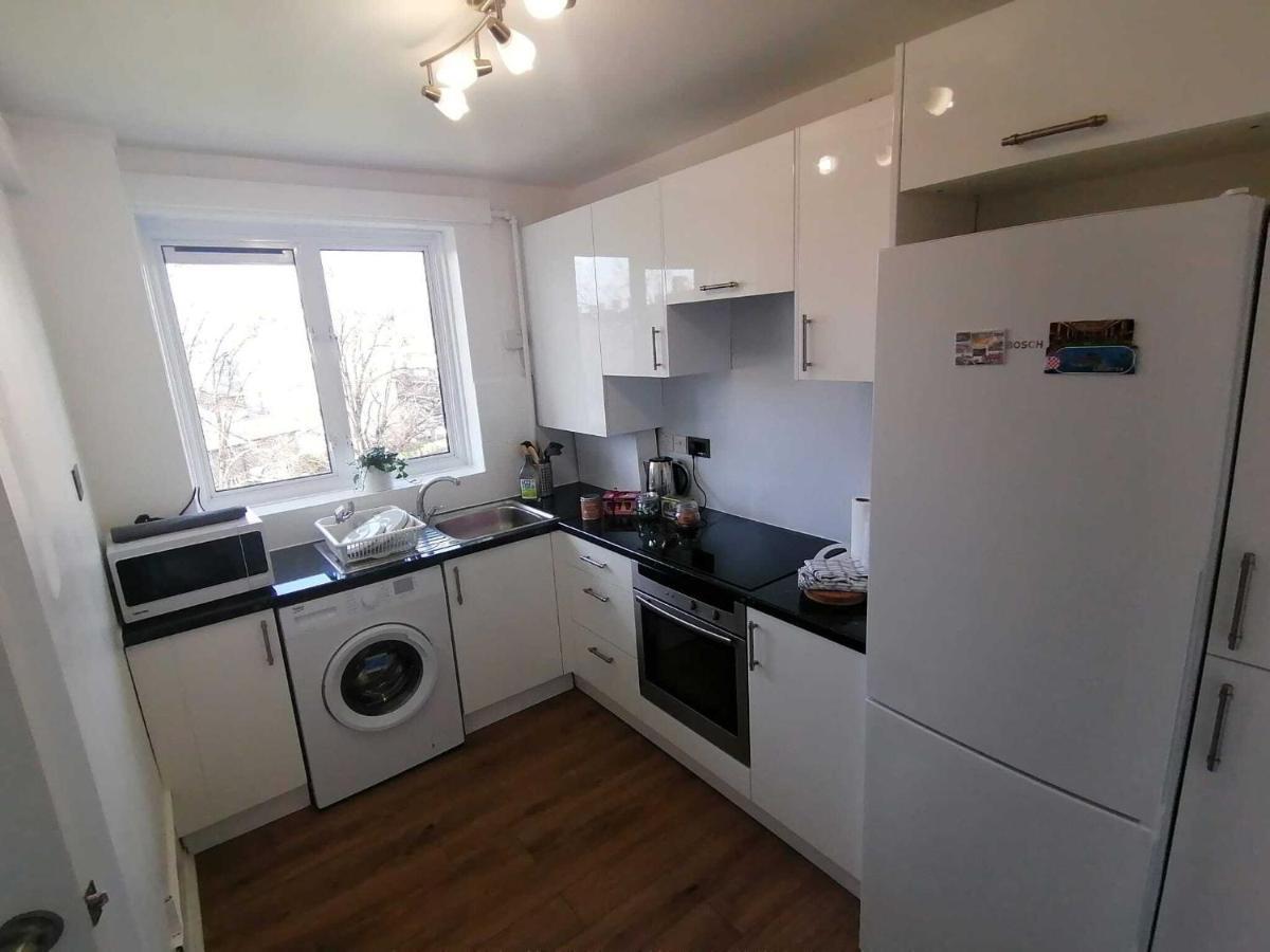 White City Apartment, Your London Stay Екстер'єр фото
