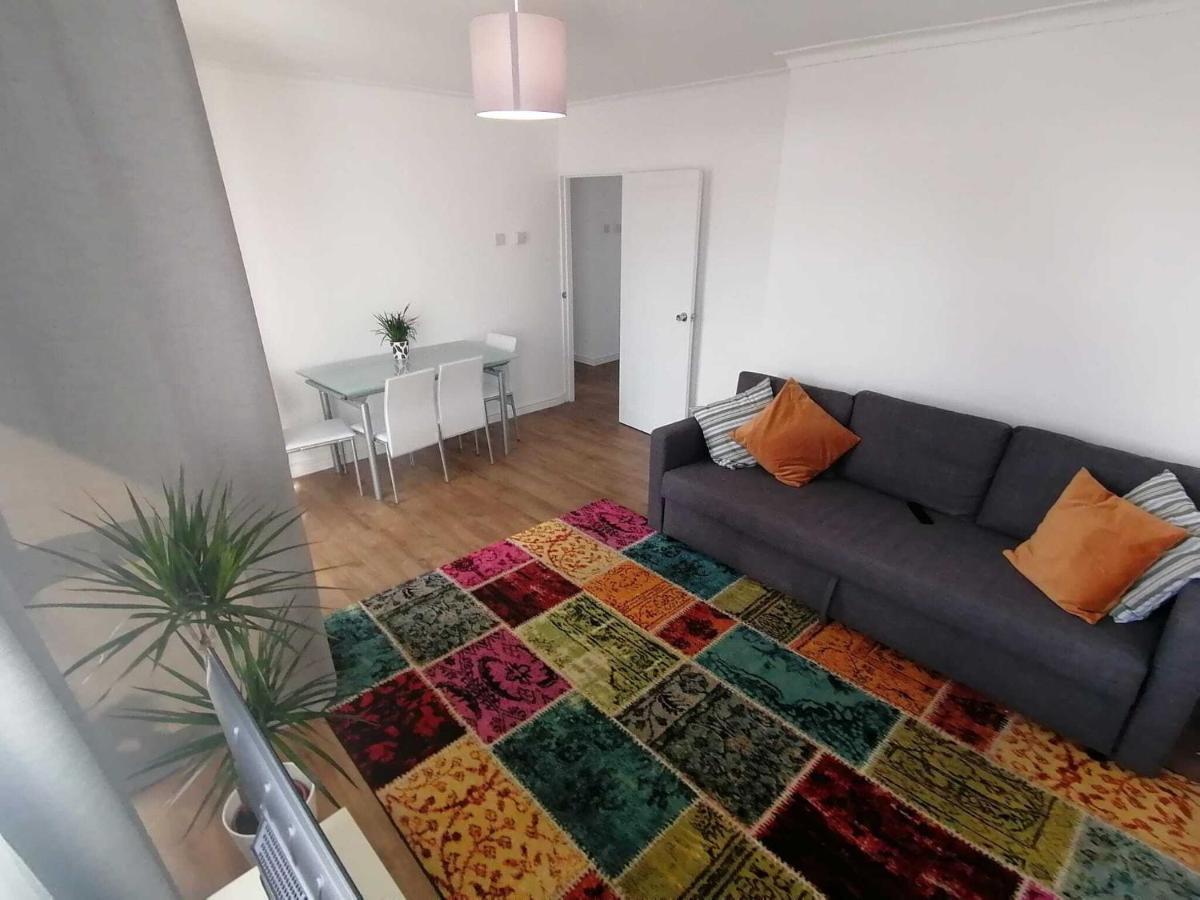 White City Apartment, Your London Stay Екстер'єр фото