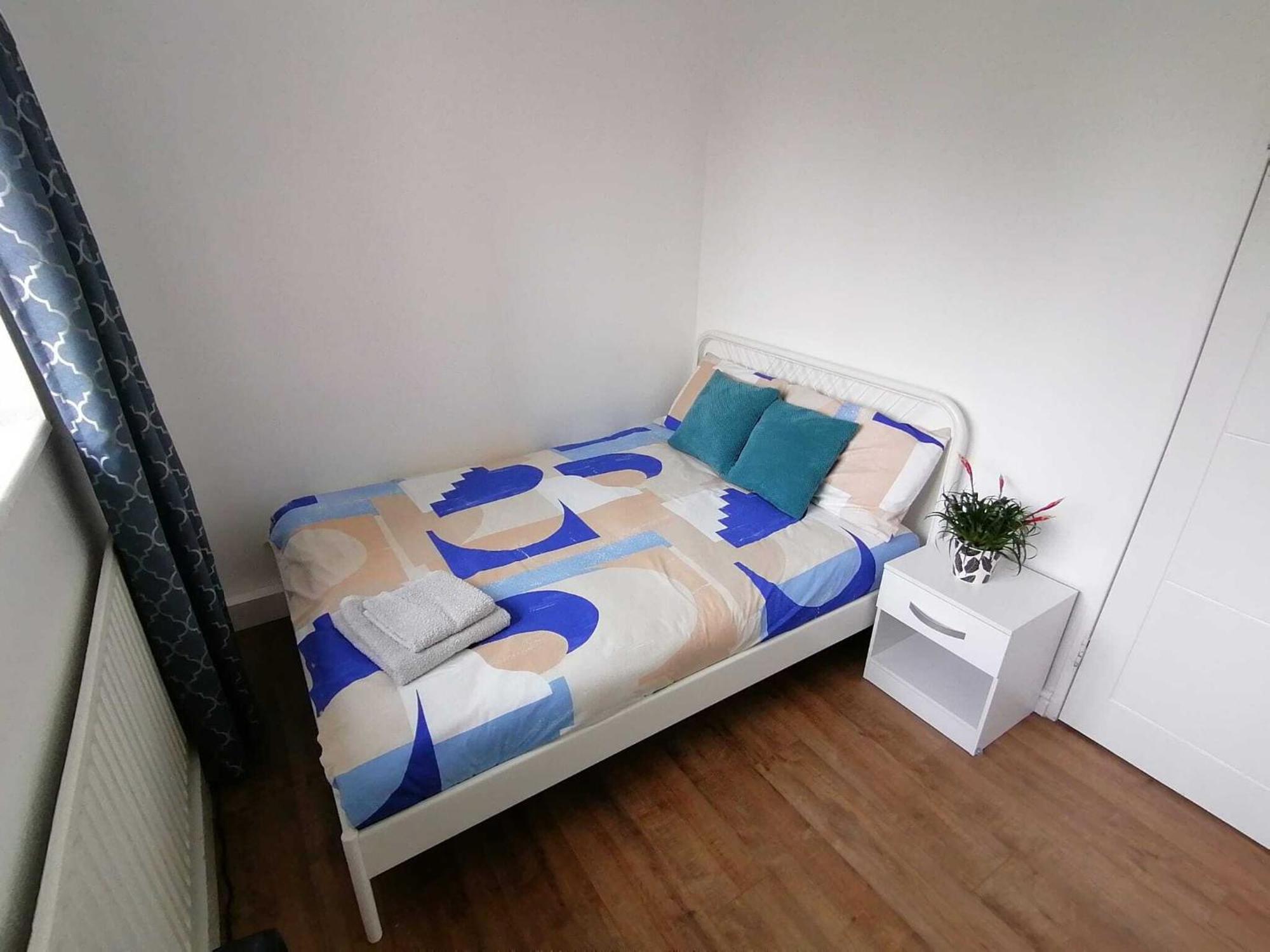 White City Apartment, Your London Stay Екстер'єр фото